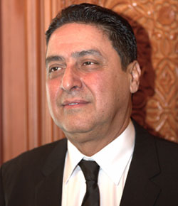  السيد عمر حجيرة