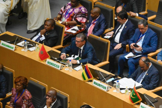رئيس الحكومة يلتقي  بعدد من  المسؤولين على هامش أشغال الدورة الـ 36 لقمة الاتحاد الإفريقي في أديس أبابا