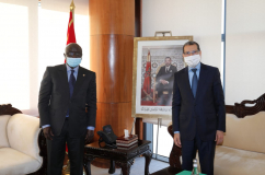 Le Chef du gouvernement reçoit le Président du Conseil économique, social et environnemental du Sénégal. 