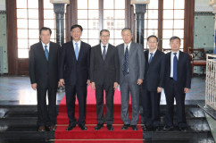   Le Chef du gouvernement reçoit le vice-président de l’Assemblée populaire nationale de la République Populaire de Chine