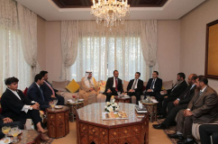 رئيس الحكومة يستقبل رئيس مجلس الأمة الكويتي 