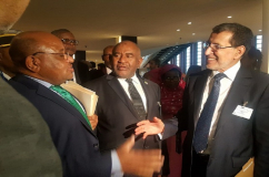 Le Chef du Gouvernement s'entretient à New York avec le Président des Comores